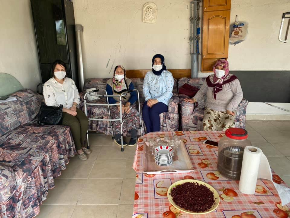 BAKIR, KAVAK’TA ÇALMADIK KAPI BIRAKMIYOR